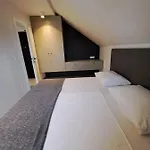 Divi Sunset View Apartman Mandre
