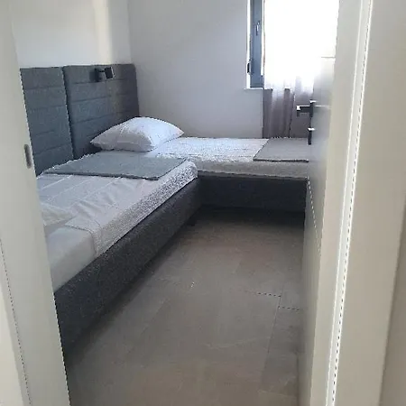 Apartment Divi Sunset View Mandre